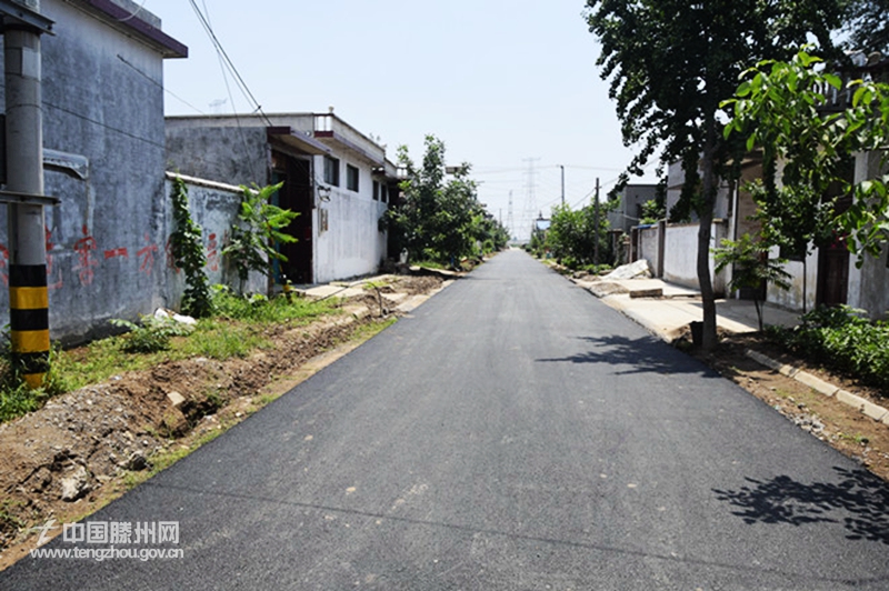 大坞镇高标准推进四好农村路建设