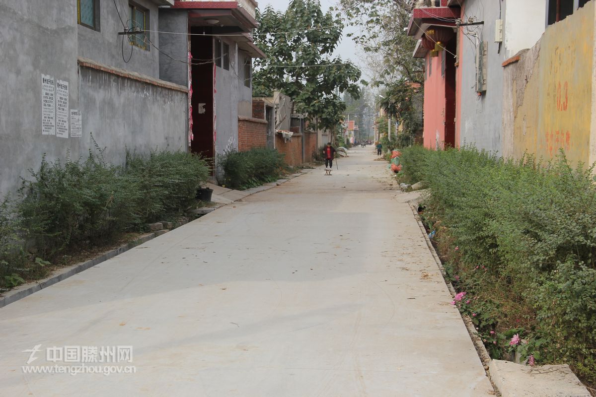 村级小巷硬化路面