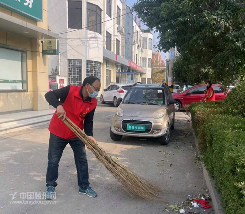 我为群众办实事 我为创城添光彩——洪绪镇中心小学党支部开展“我为群众办实事〞实践活动